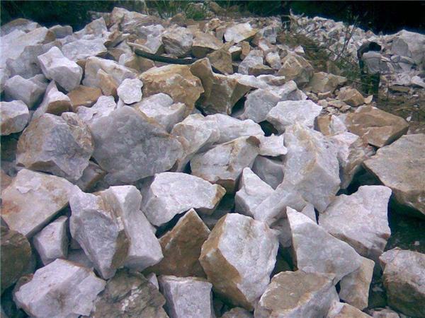 一臺(tái)400目石英石磨粉機(jī)怎么賣，價(jià)格是多少